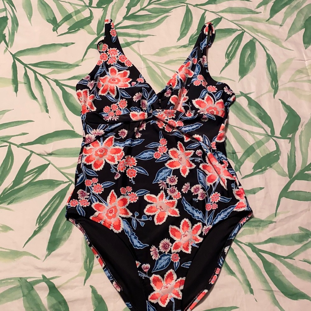 Old Navy floral print one piece bathing suit